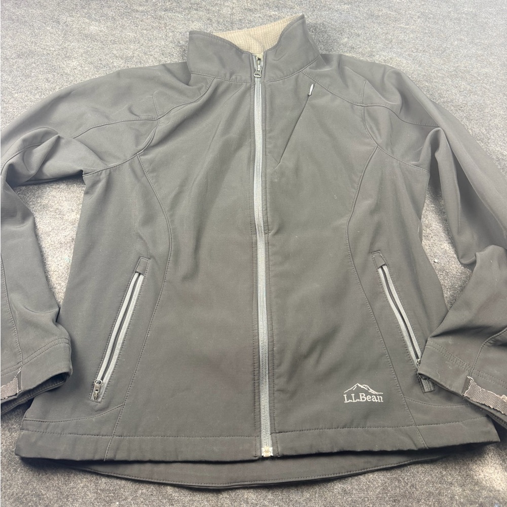 L.L. Bean
Medium petite